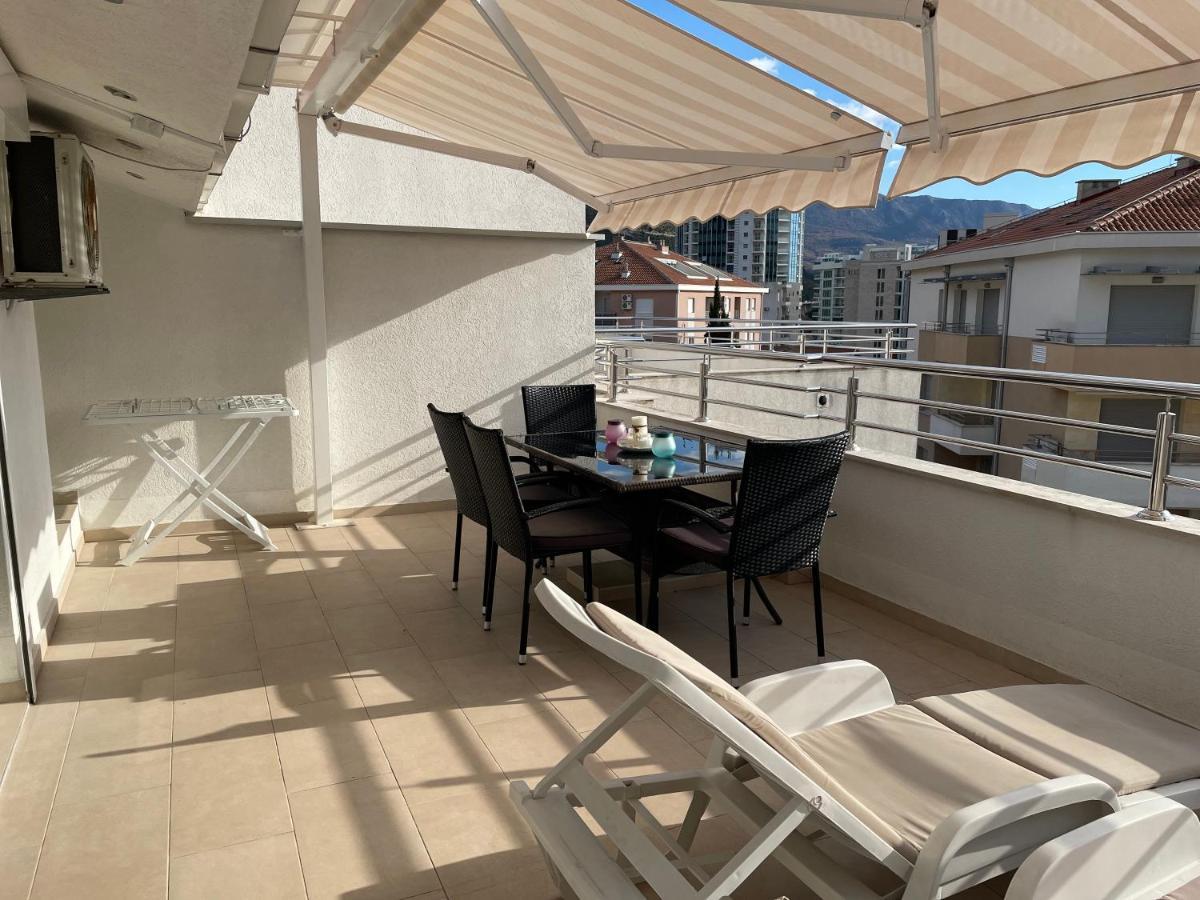 Apartman Natalia 부드바 외부 사진